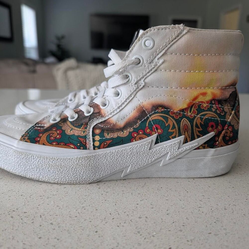 Vans Sk8-Hi Bolt Big Reveal High Top Sneakers White Paisley Men's 7.5